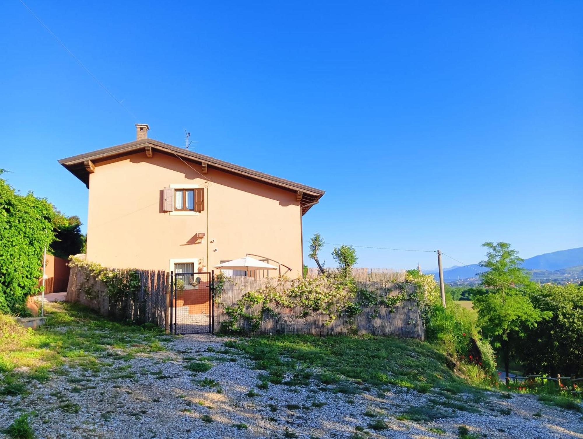 Casa Vacanze Monte Galetto Bussolengo Exterior photo